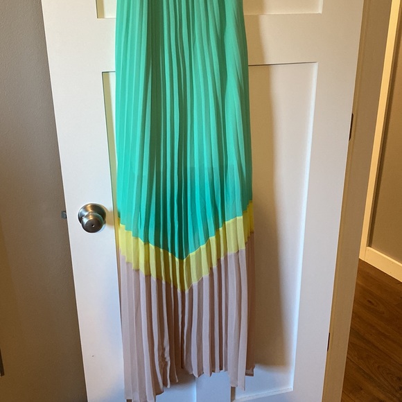 Maxi Dress - Picture 3 of 6